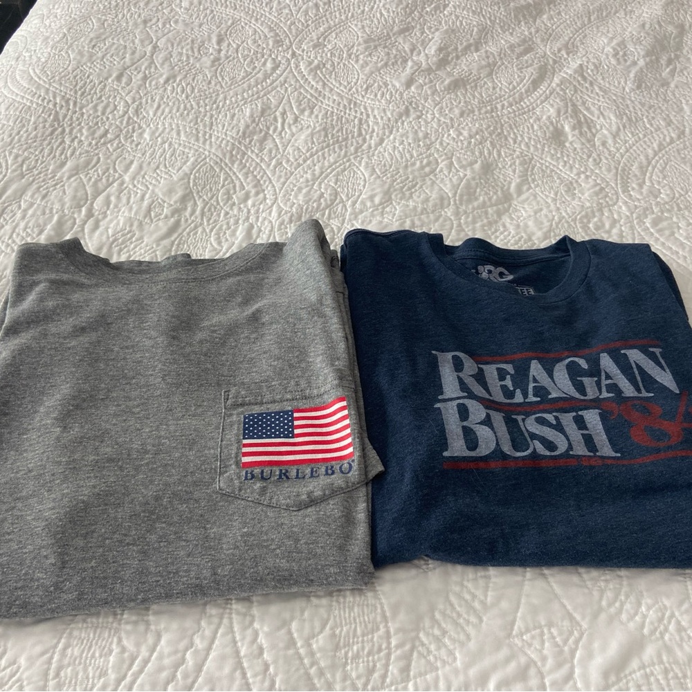 2 men’s graphic T-shirt’s.